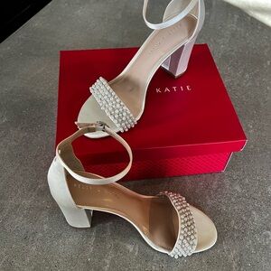 Kelly & Katie Silver Pearl Heels